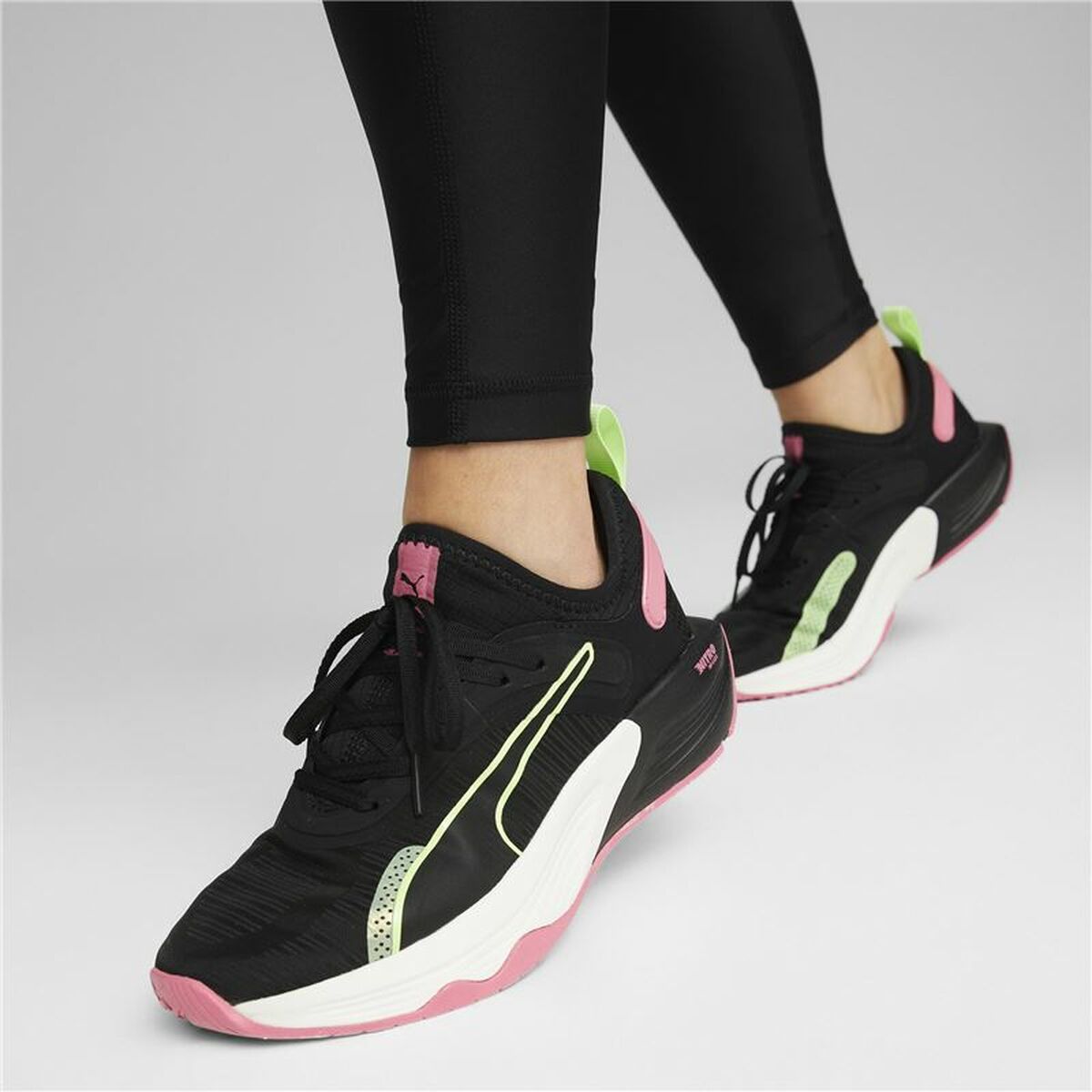 የሴቶች የሩጫ ጫማ Puma PWR XX Nitro Black